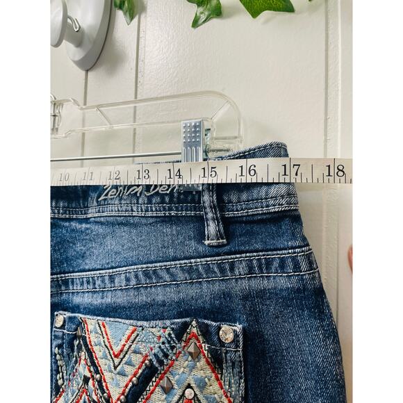 Zenim Denim Western Embroidered Back Pockets Slight Flared Mid Rise Jeans SZ 14 - Picture 10 of 11